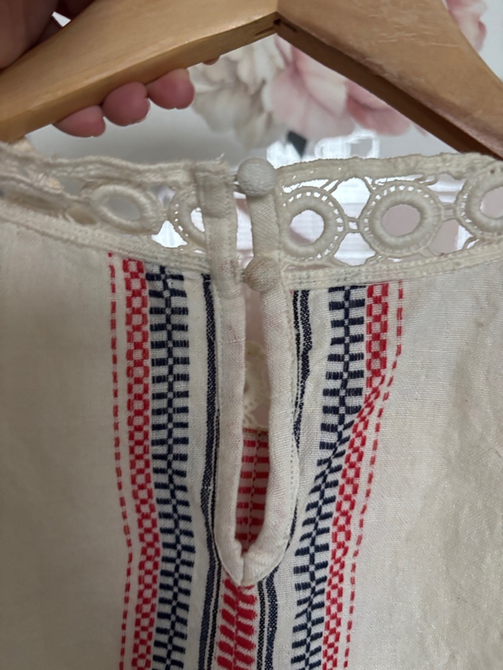 Tularosa Cream Striped Crochet Trim Blouse Top Side Tie Trendy Designer Sz S - Picture 5 of 12